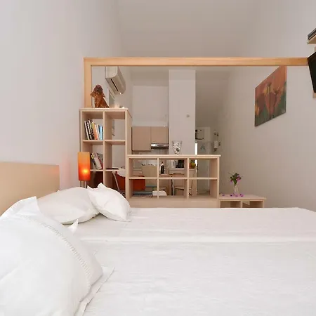 Gusic Apartment