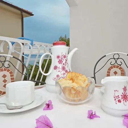 Gusic Apartment